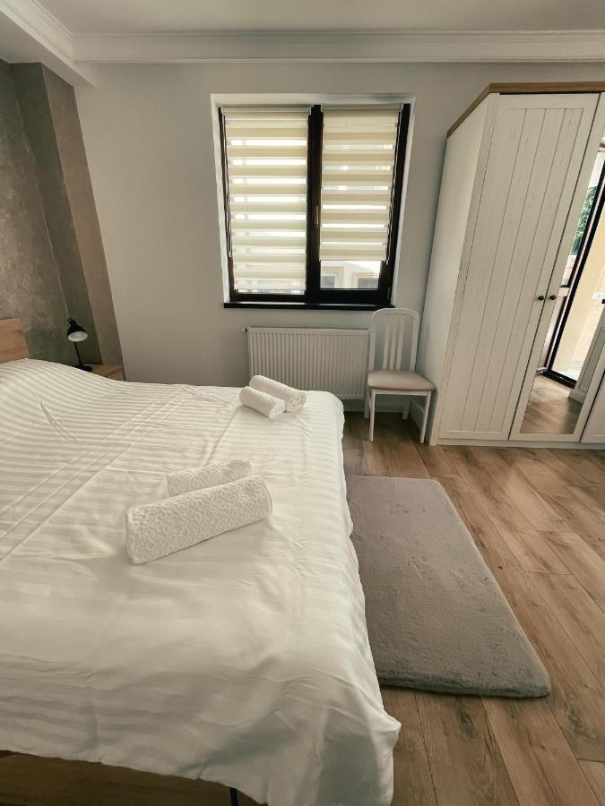 Apartamento Cozy Glen Târgu-Mureş Exterior foto